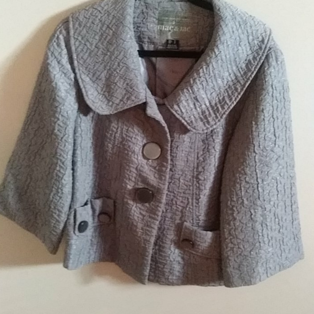 Blazer - Picture 4 of 12